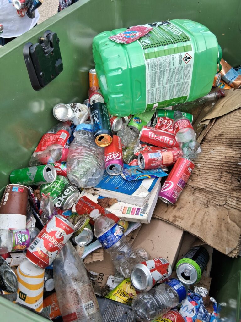 les déchets ramassés par les habitants