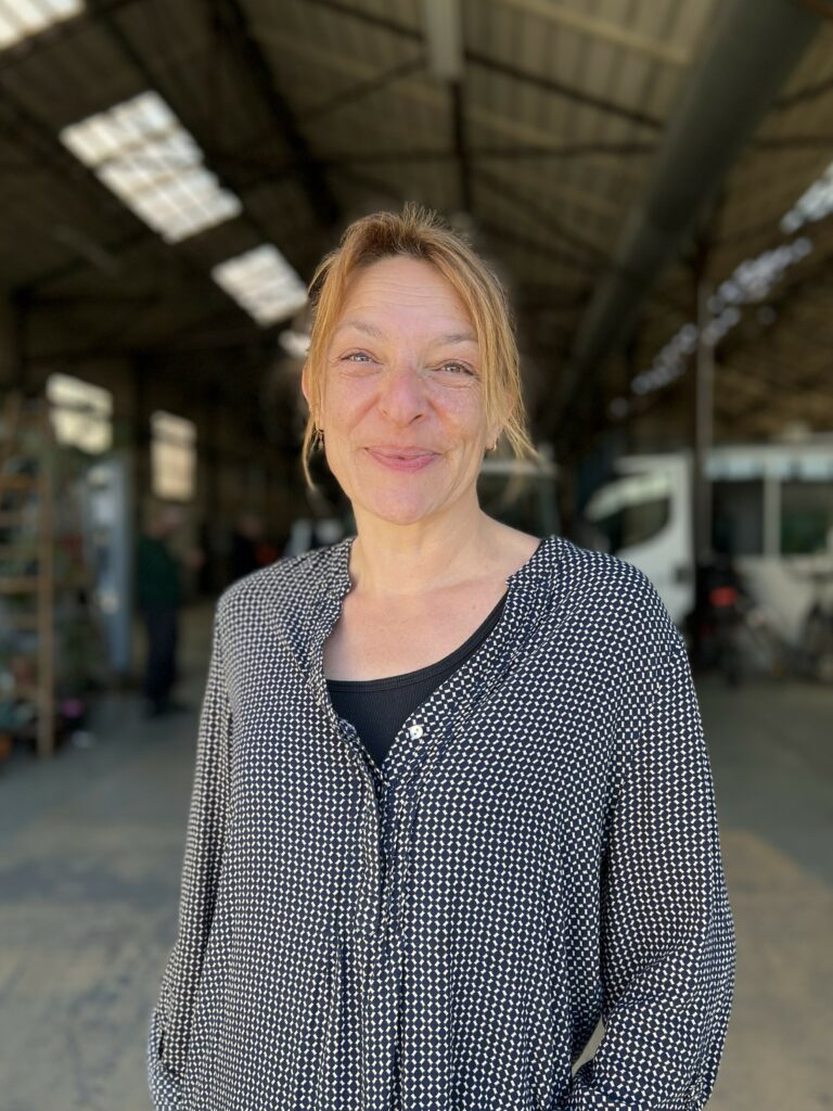 Virginie DALLY, opératrice de conciergerie à la Régie de Quartier Habiter Bacalan